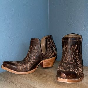 Ariat Dixon Ankle Boots with Riding Heel